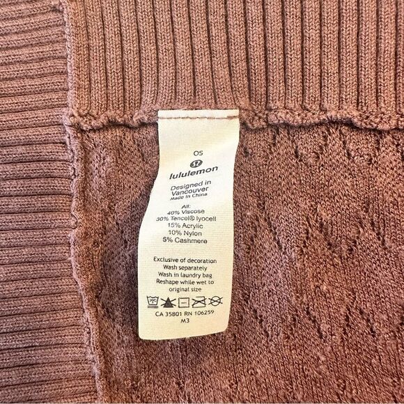 Lululemon Divinity Poncho in Spanish Oak - Picture 7 of 13